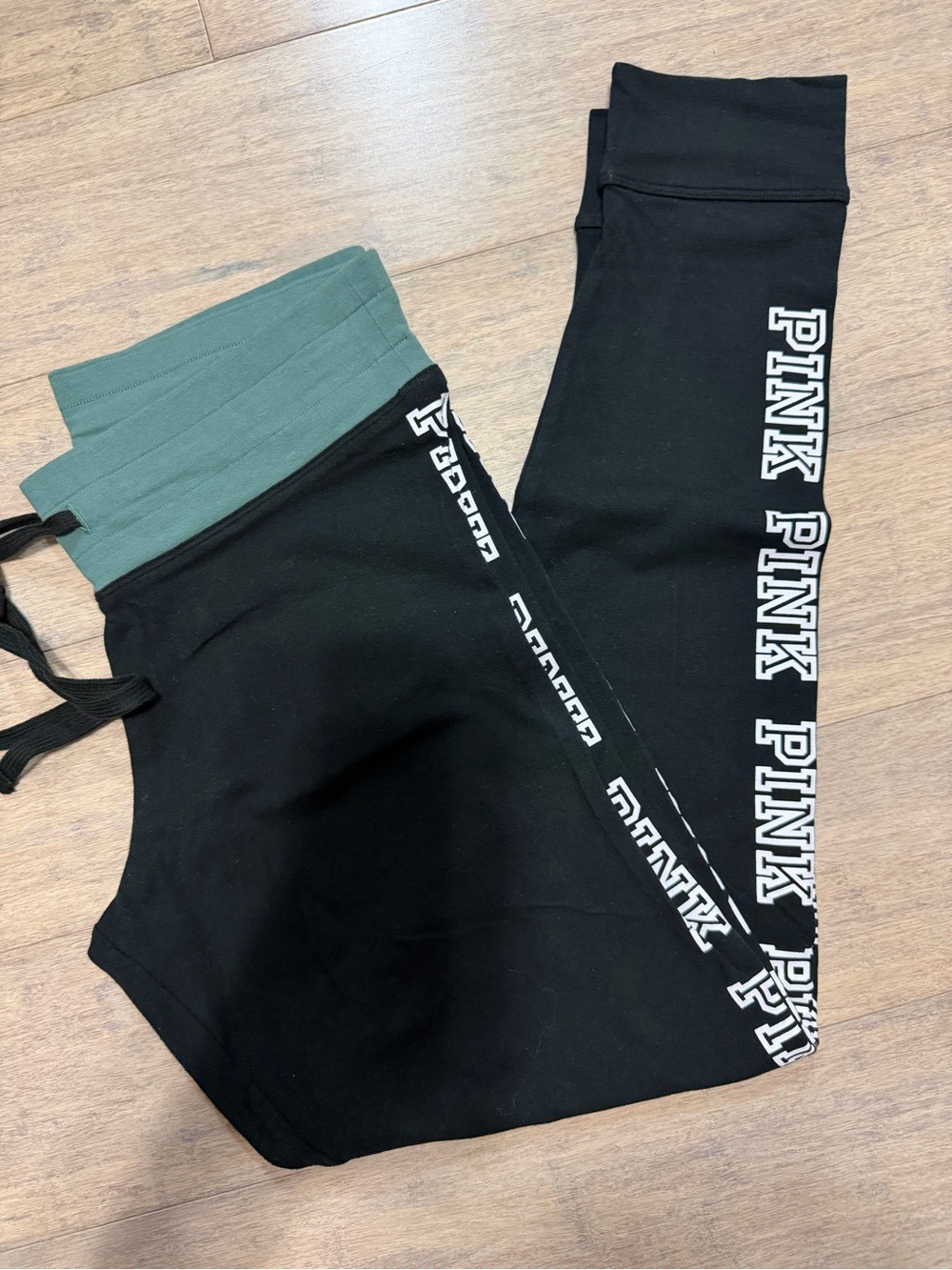 PINK Victoria's Secret ' Black & Green High-Waist Leggings
